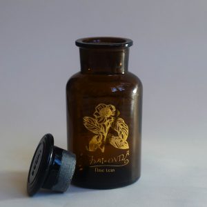 Gold leaf printed Tchai-Ovna tea jars